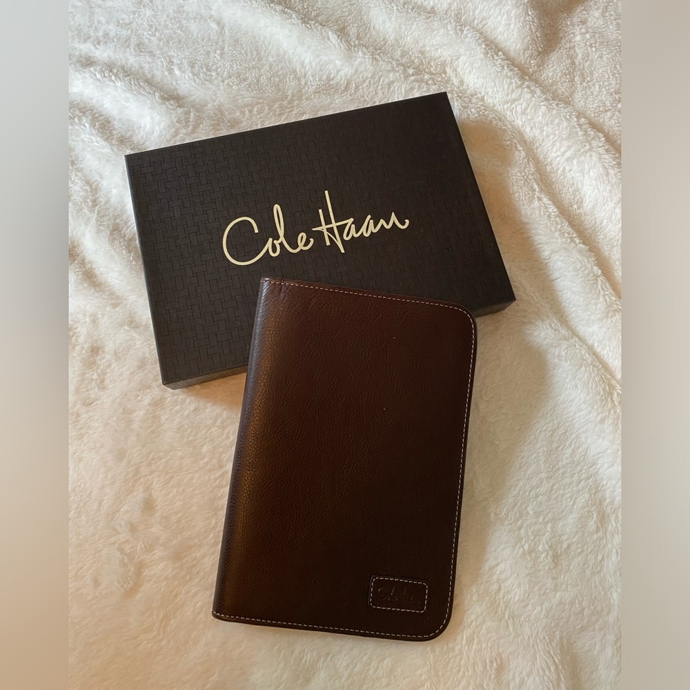 Cole Haan Brown Leather Kindle Cover NWOT